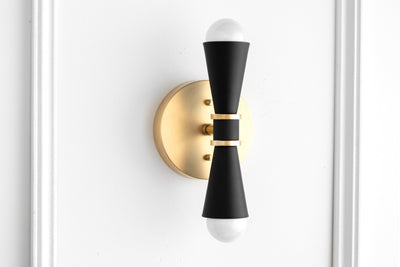 SCONCE MODEL No. 9003