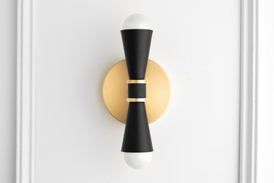 SCONCE MODEL No. 9003