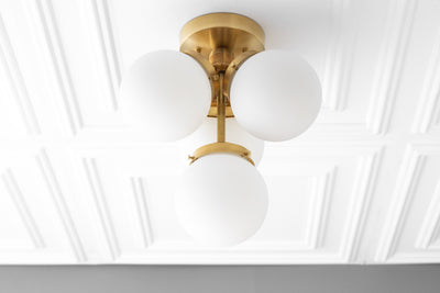 CEILING LIGHT MODEL No. 6641