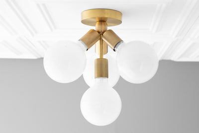 CEILING LIGHT MODEL No. 7605