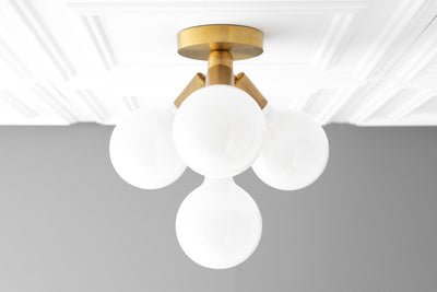 CEILING LIGHT MODEL No. 7605