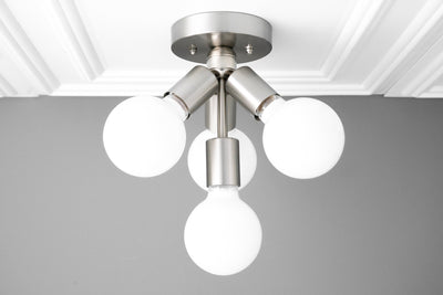 CEILING LIGHT MODEL No. 7605