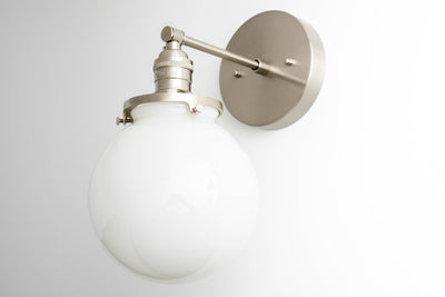 SCONCE MODEL No. 1077