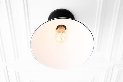 CEILING LIGHT MODEL No. 8809