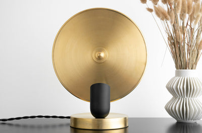 TABLE LAMP MODEL No. 7352