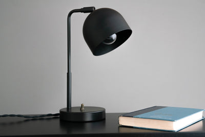 TABLE LAMP MODEL No. 3306