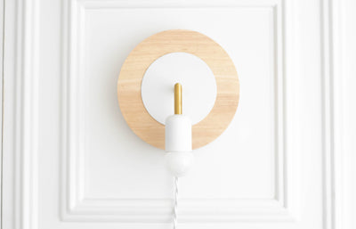 PLUG IN LIGHT MODEL No. 9944