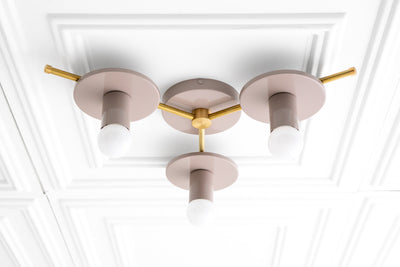 CEILING LIGHT MODEL No. 9526