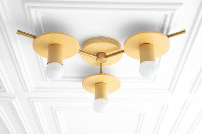 CEILING LIGHT MODEL No. 9526